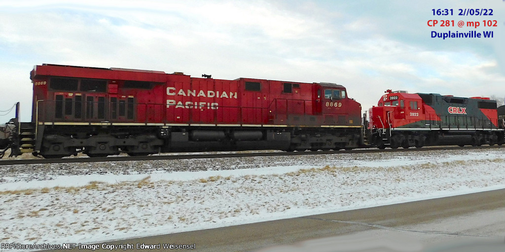 CP 281 is 4 x 1 Saturday with a fresh GP38-2 headed to Centex Rail Link (Canadain Railserve)